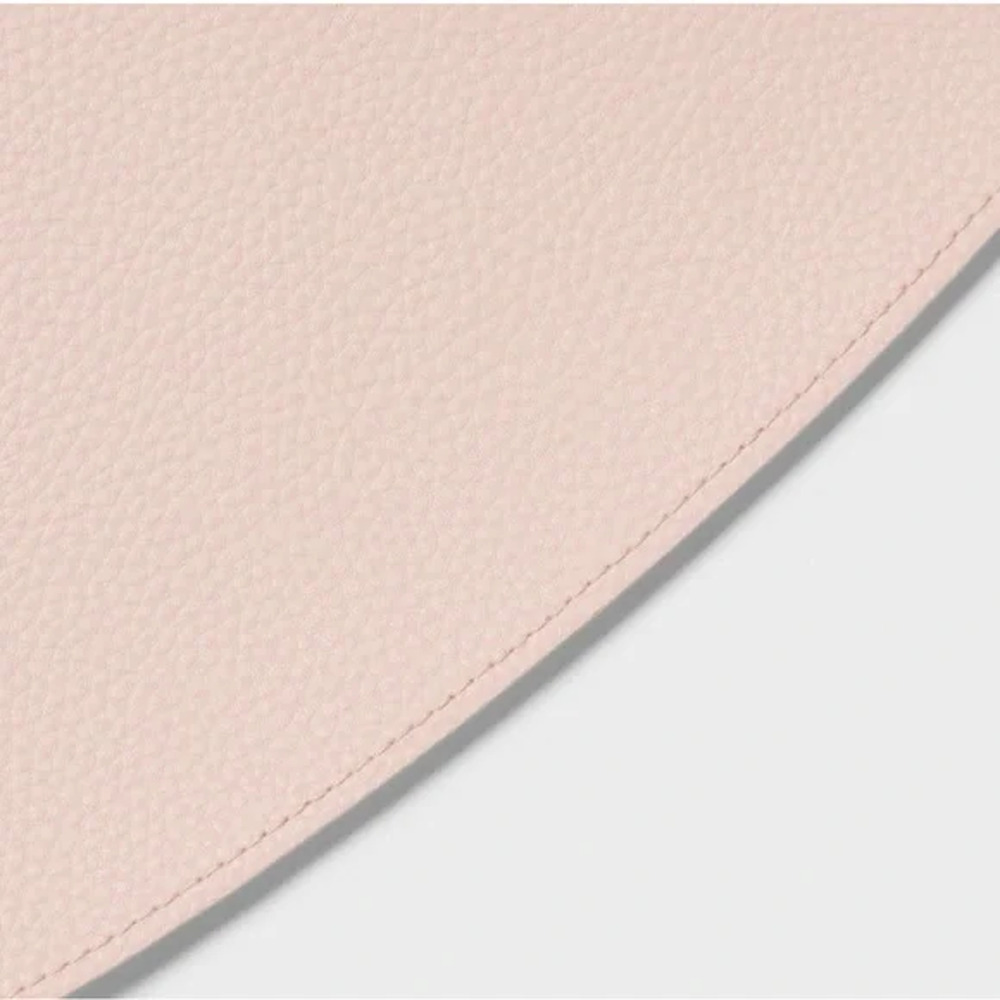 NEW Heart Shaped Placemats Charge Pink Target Threshold New (Set of 2) - Picture 3 of 3